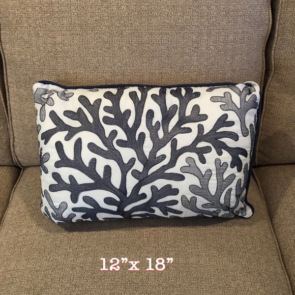 Blue Beach Accent Pillow Collection NWOT - Picture 3 of 5